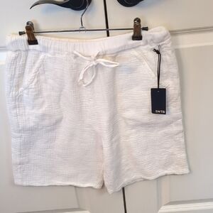 SWTR Ladies White Cotton Shorts